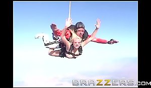 Day with a Pornstar - (Kagney Linn Karter, Krissy Lynn) - Two Pussies and One Parachute - Brazzers