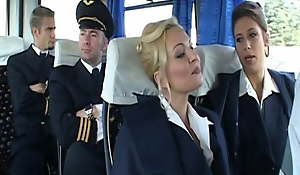 Sexy stewardess decided to have sex in front the end of the flight